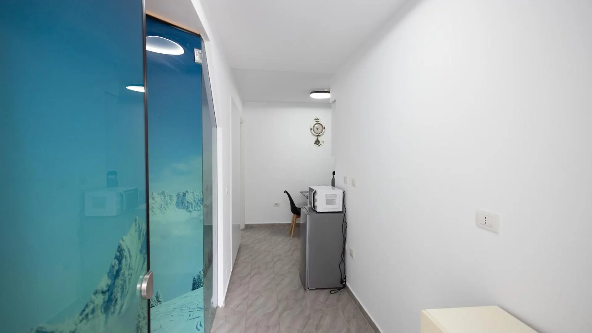 Apartment Kler-Elegant Stay Ali Demi Tirana 0*,
