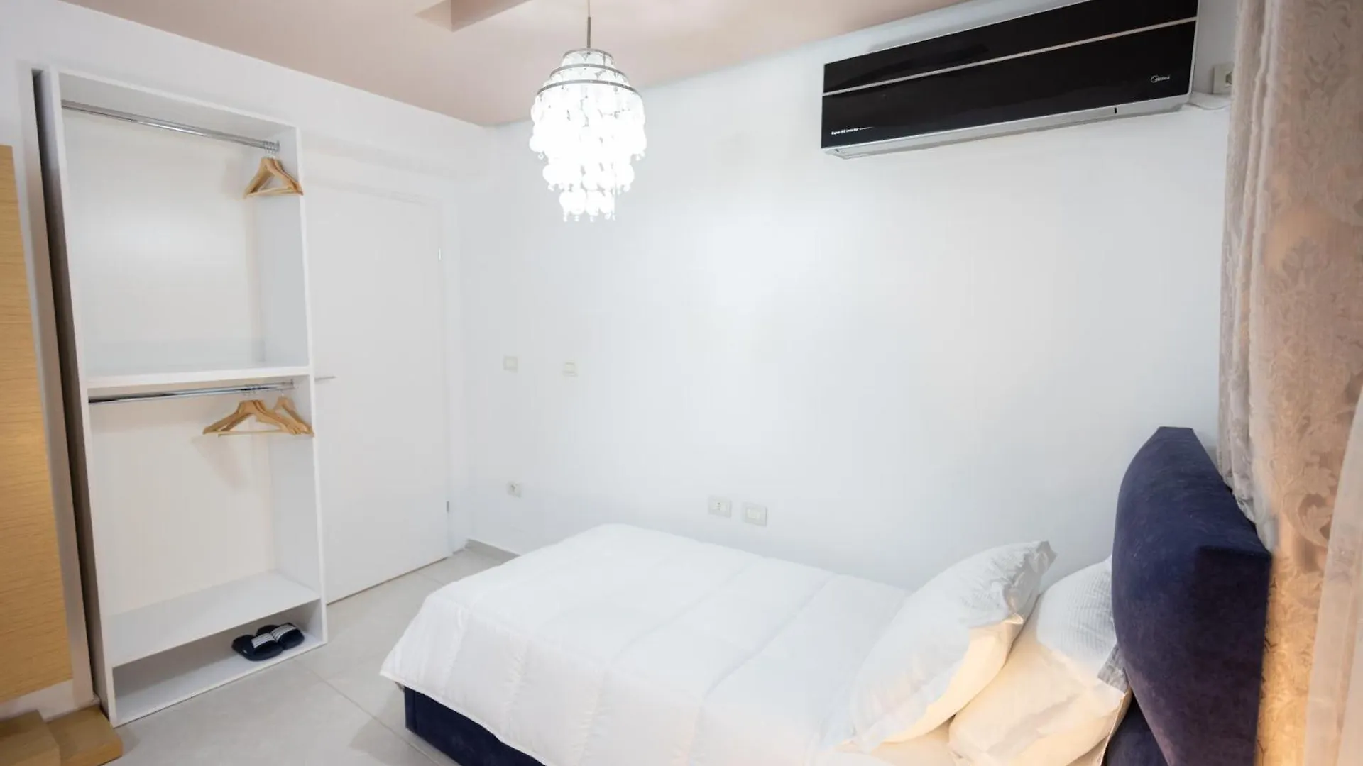 Apartment Kler-Elegant Stay Ali Demi Tirana