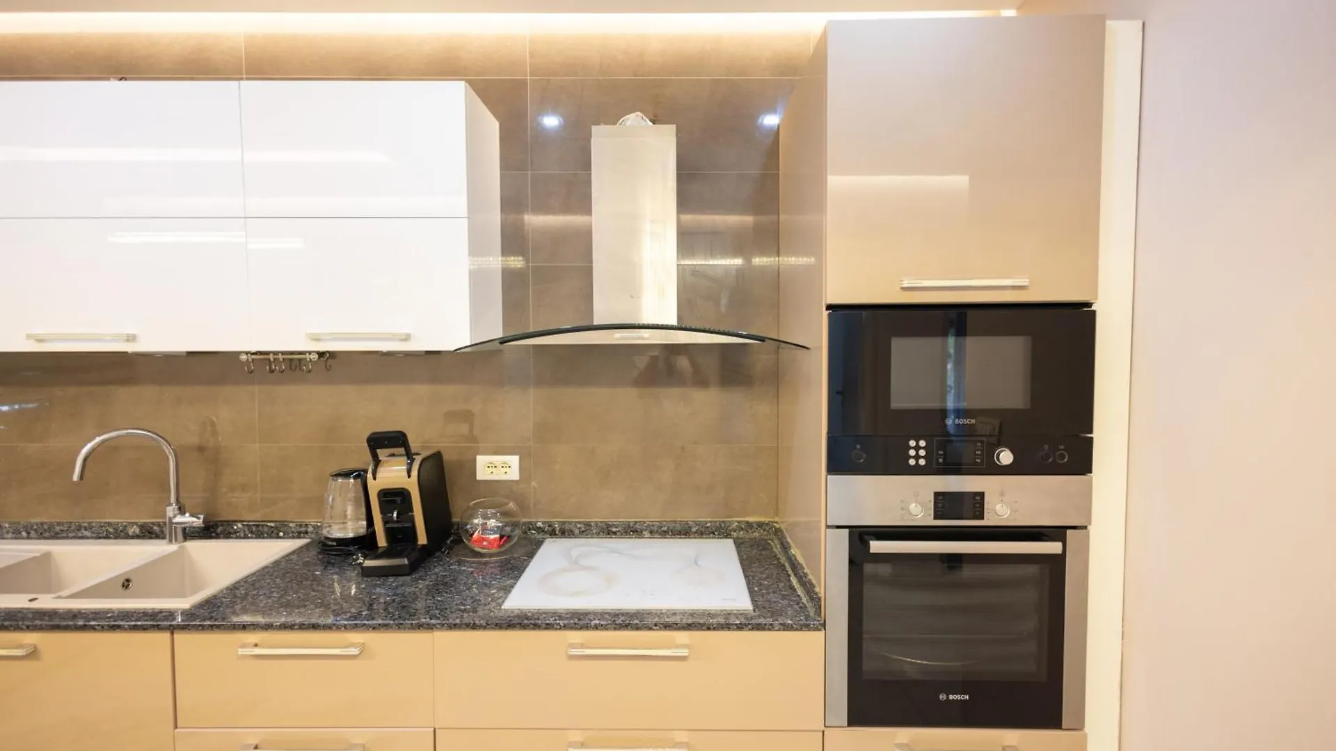 Apartment Kler-Elegant Stay Ali Demi Tirana Albania
