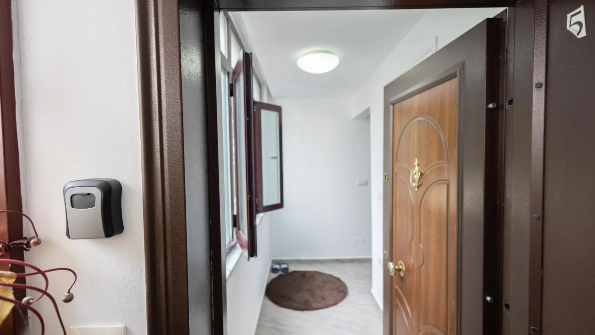 Apartment Kler-Elegant Stay Ali Demi Tirana